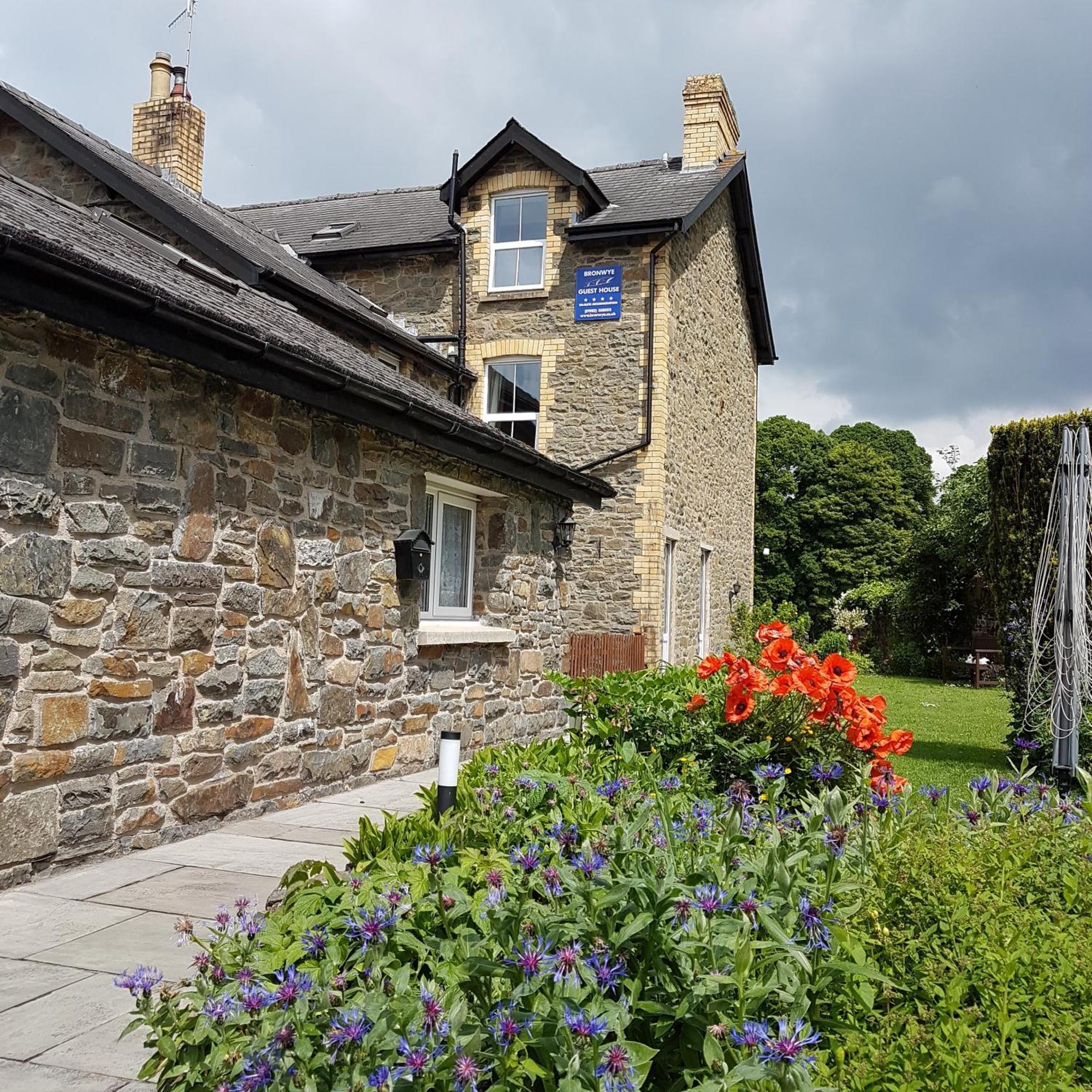 Bronwye Hotel Builth Wells Exterior foto